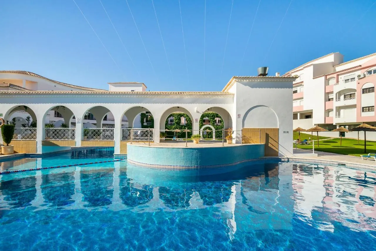 Vilarosa Beachpearl By Encantos Do Algarve - 202 Portimão 0*,  Portugal